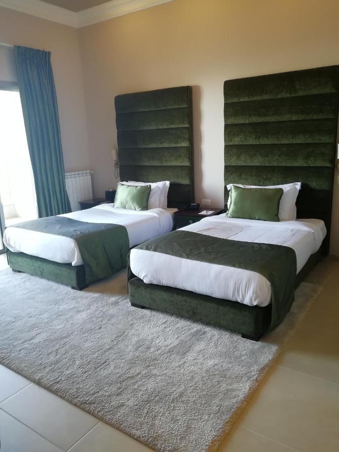 Cherry Blossom Boutique Hotel Bḩamdūn Εξωτερικό φωτογραφία