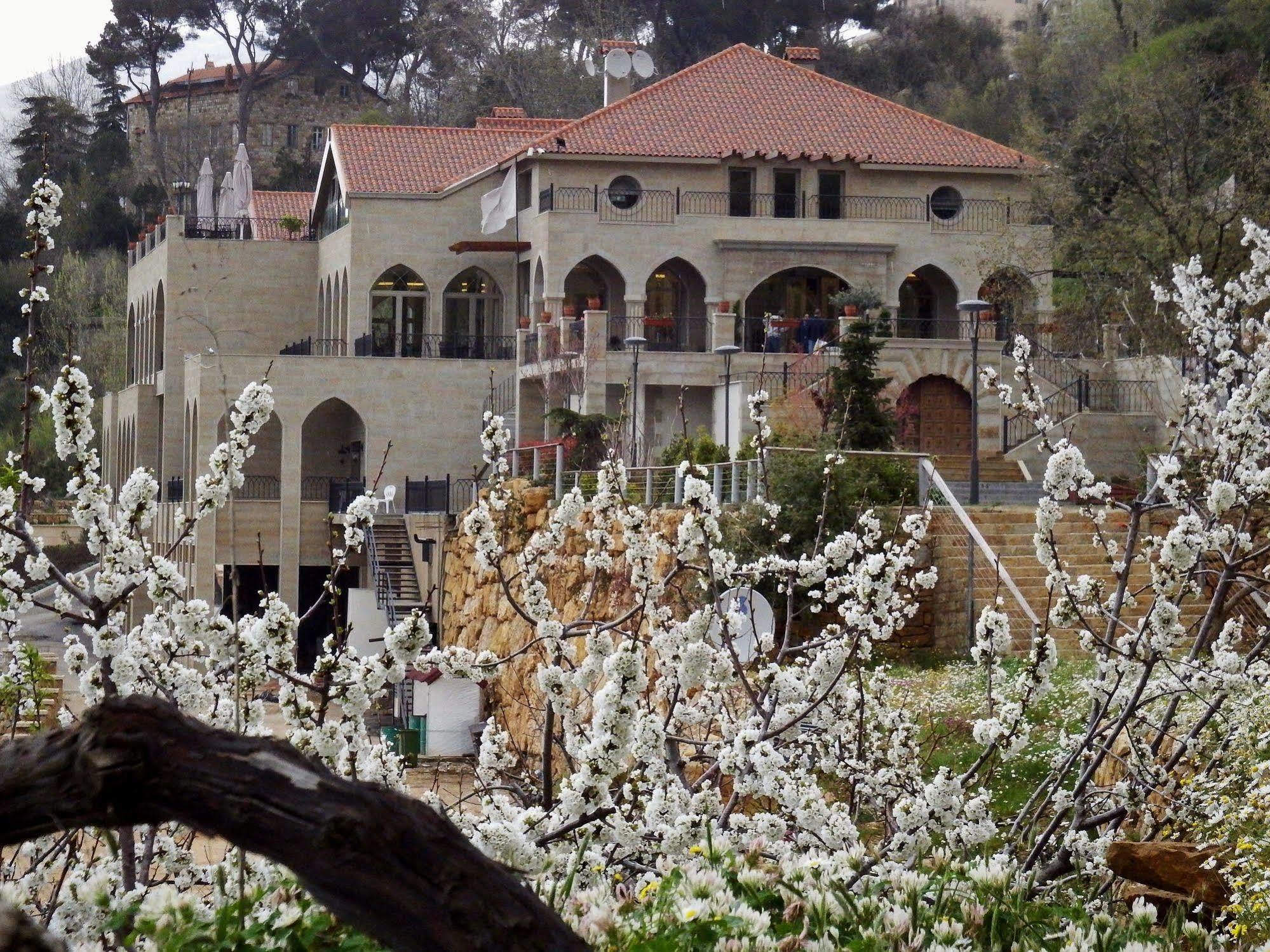 Cherry Blossom Boutique Hotel Bḩamdūn Εξωτερικό φωτογραφία